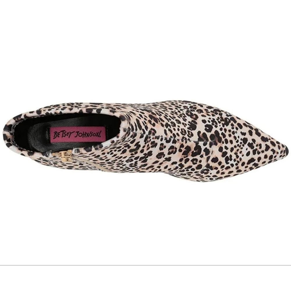 Betsey Johnson Verona Booties - Picture 2 of 12